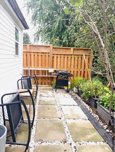 25 Whiteleas Avenue • Toronto, ON photo 39