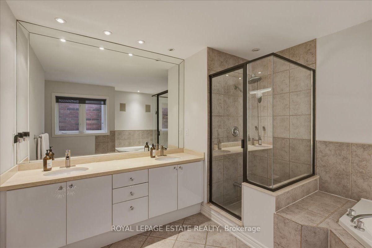 145 Boardwalk Drive • Toronto, ON photo 24
