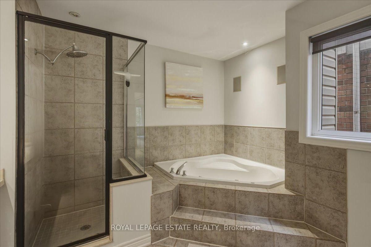 145 Boardwalk Drive • Toronto, ON photo 25