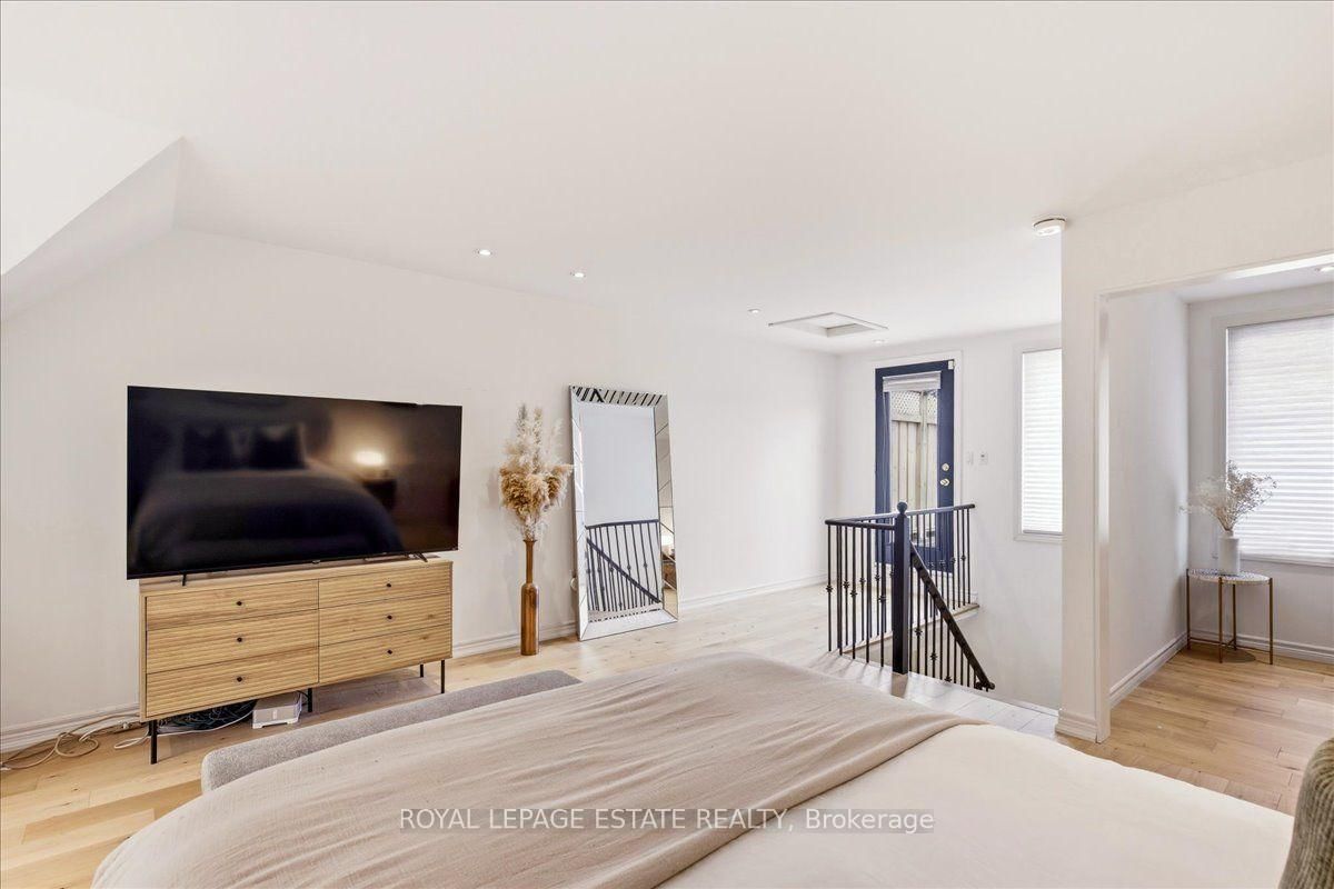 145 Boardwalk Drive • Toronto, ON photo 31