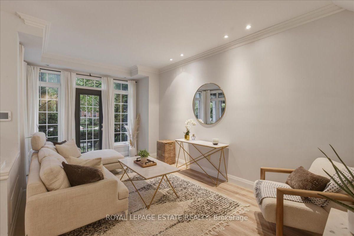 145 Boardwalk Drive • Toronto, ON photo 4
