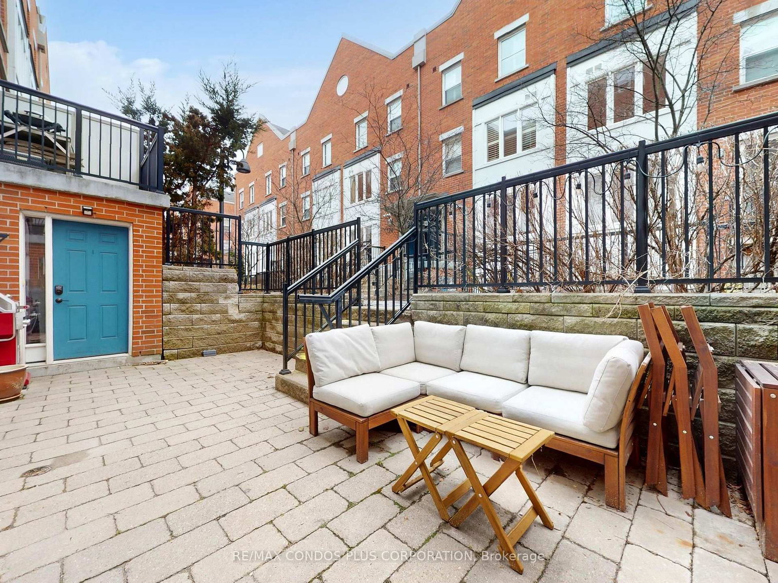 29 Florence Wyle Lane • Toronto, ON photo 7