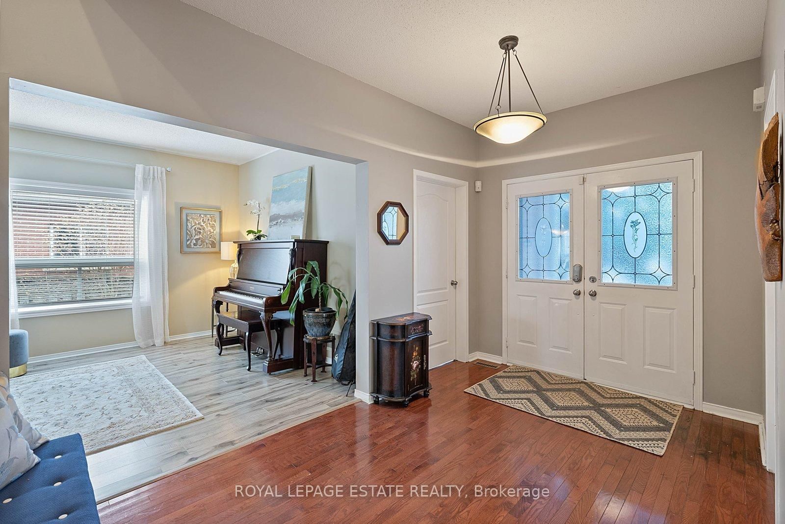 15 McGregor Drive • Ajax, ON photo 20