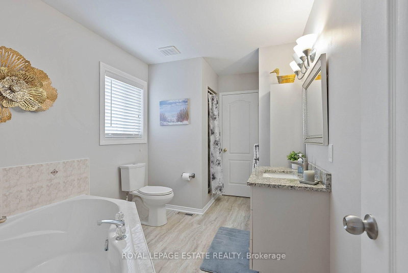 15 Mcgregor Ajax,ON L1T 3W8 — Photo 36