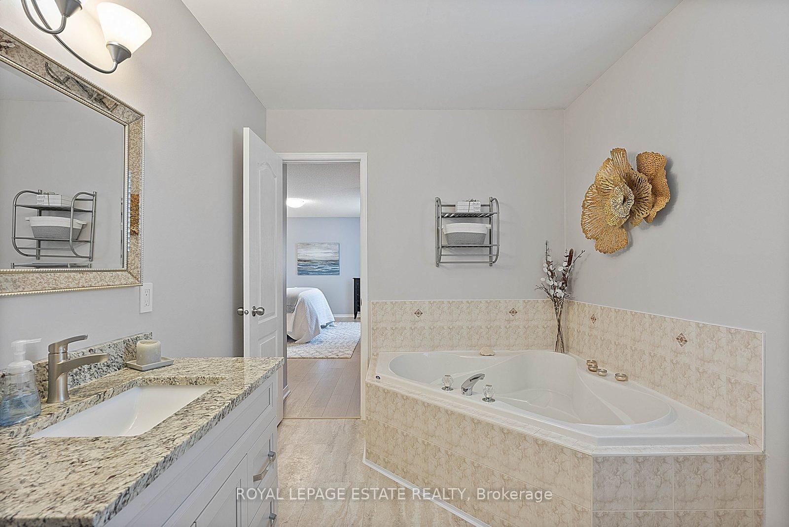 15 McGregor Drive • Ajax, ON photo 37