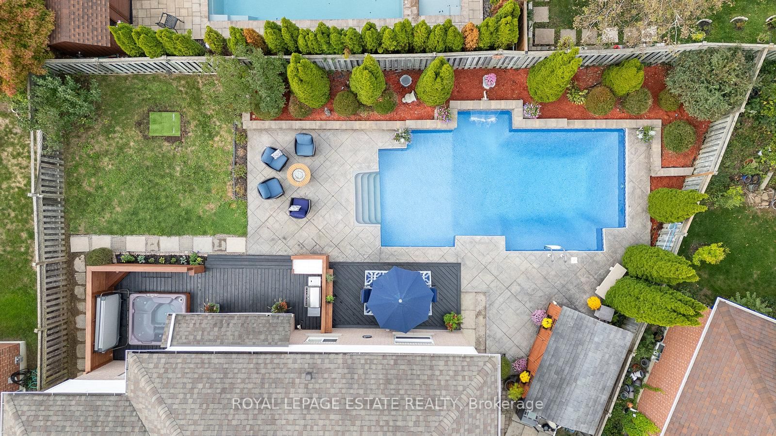 15 McGregor Drive • Ajax, ON photo 6