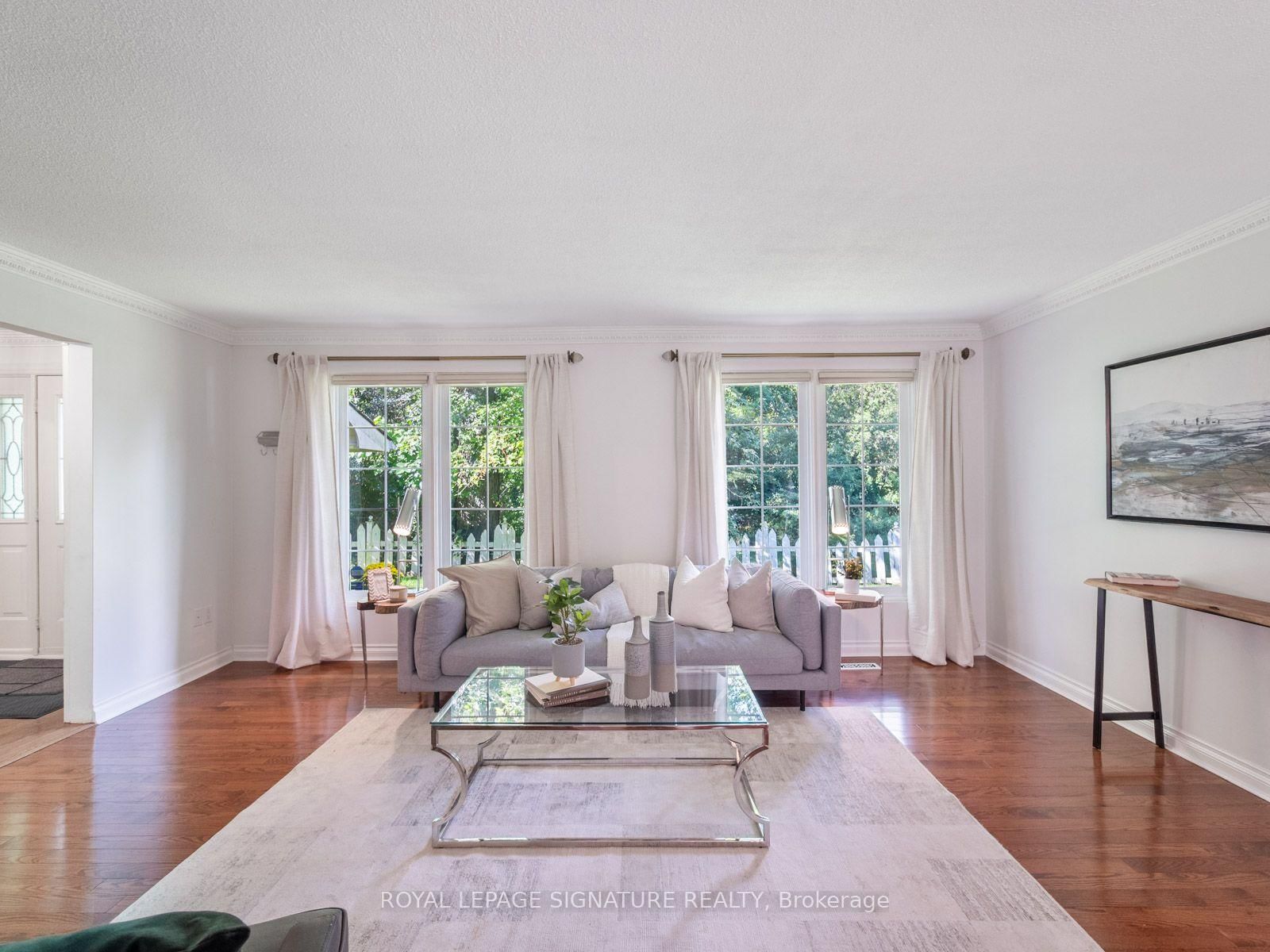 1 Rolling Meadows • Toronto, ON photo 13
