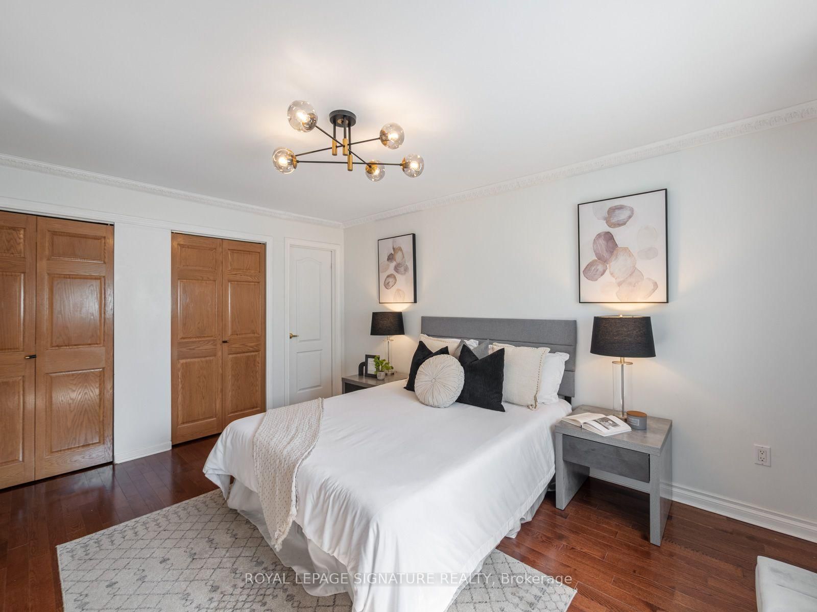 1 Rolling Meadows • Toronto, ON photo 25