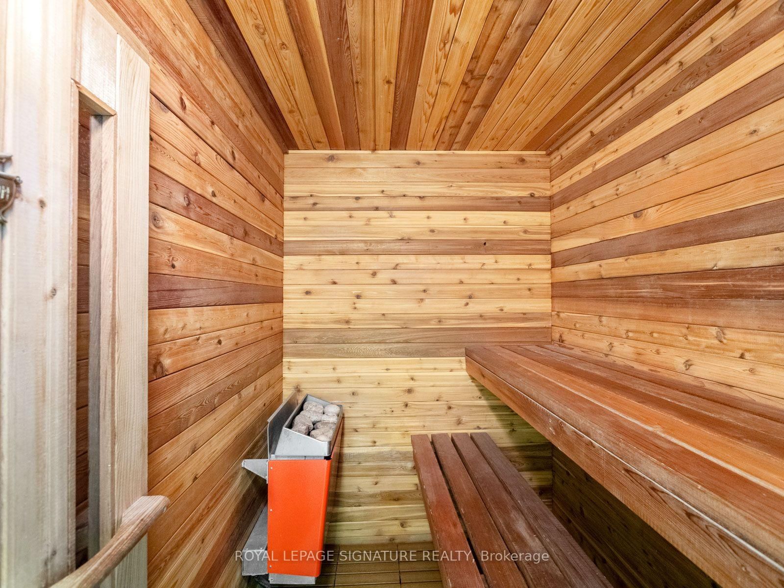 1 Rolling Meadows • Toronto, ON photo 40