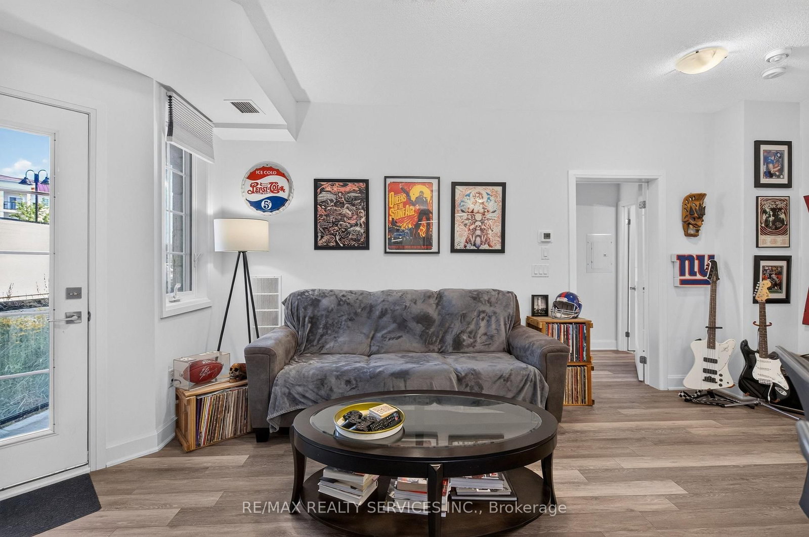 50 Lakebreeze Drive • #129 • Clarington, ON photo 18