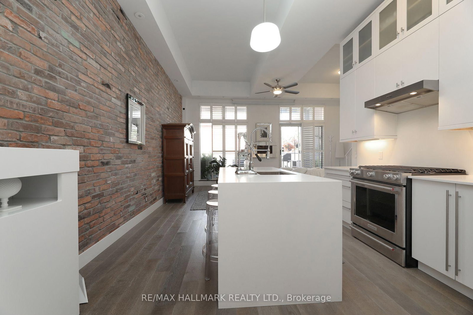1842 Queen Street E • #204 • Toronto, ON photo 3