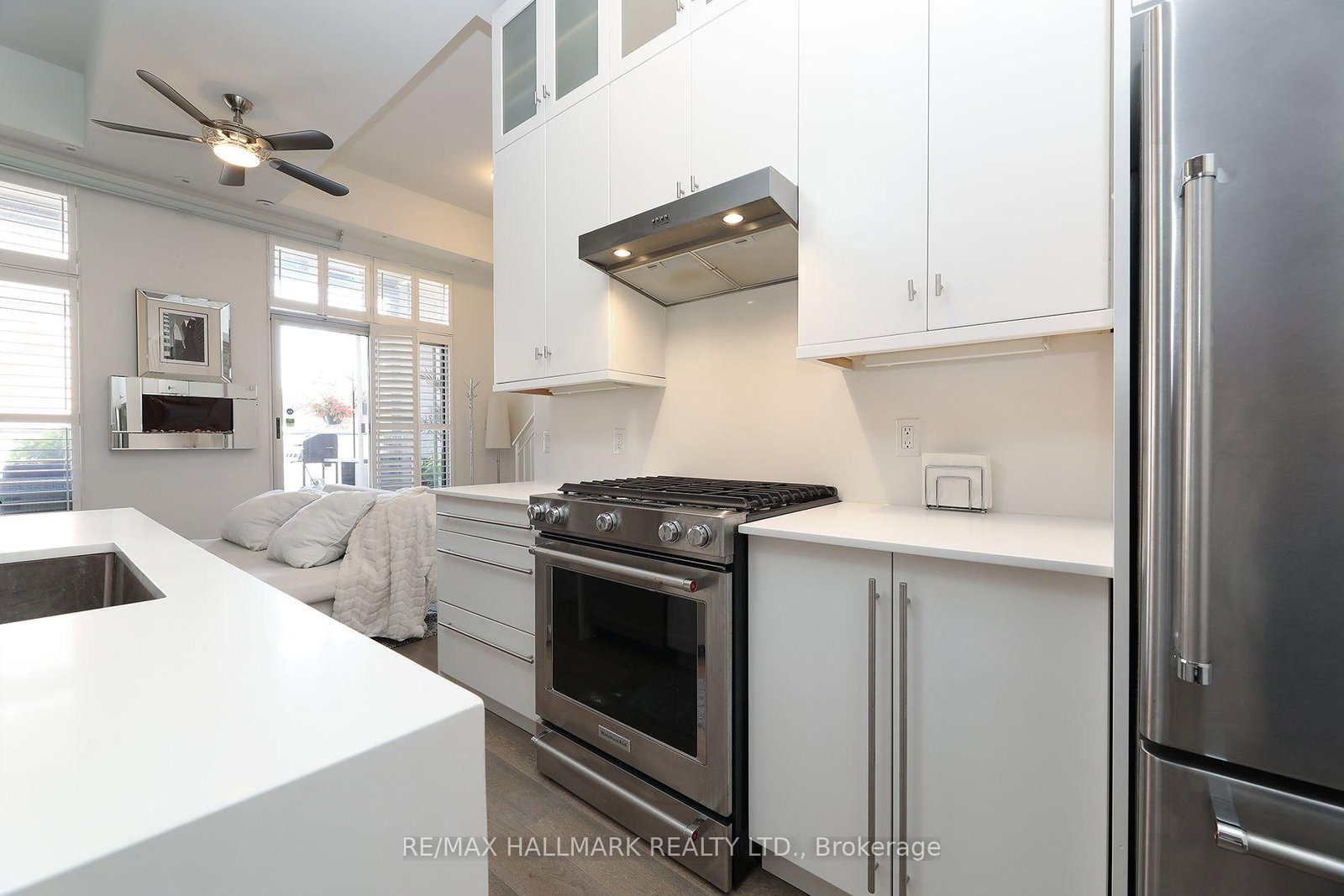 1842 Queen Street E • #204 • Toronto, ON photo 4