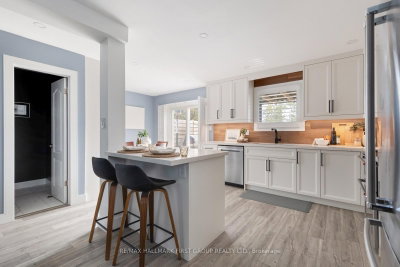 425 Cobblehill Drive • Oshawa, ON photo 6