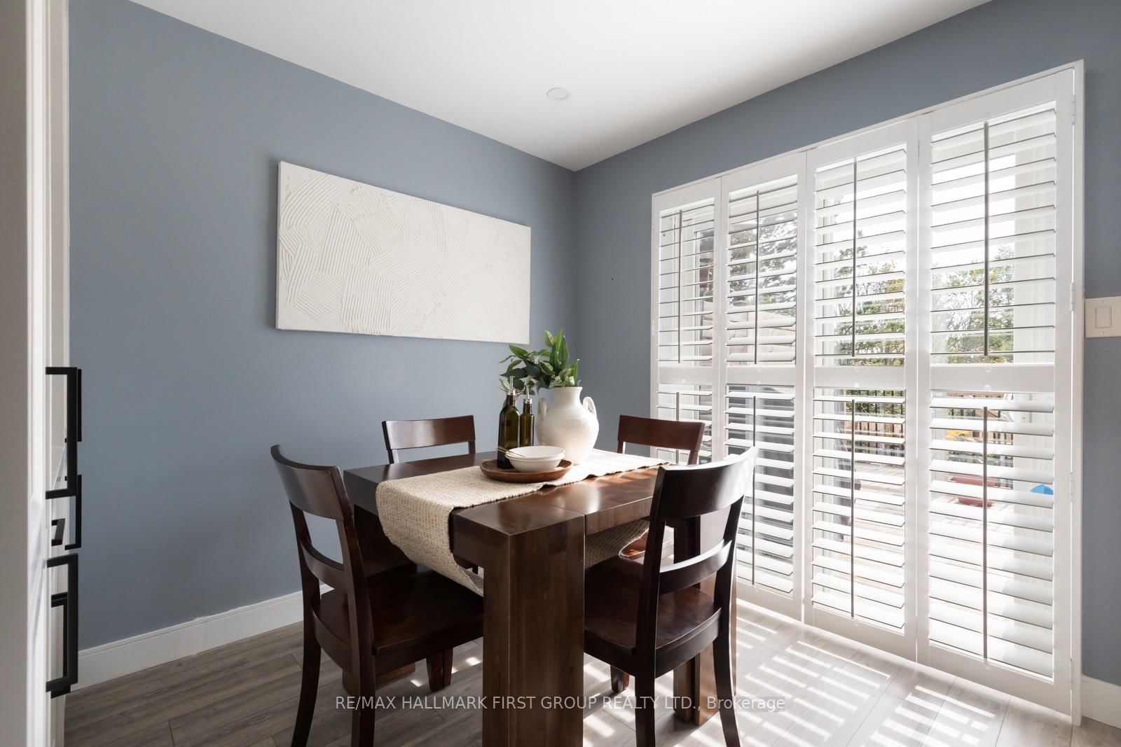 425 Cobblehill Drive • Oshawa, ON photo 9