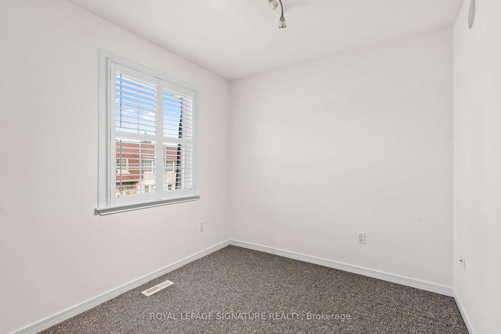580 Eyer Drive • #42 • Pickering, ON photo 25