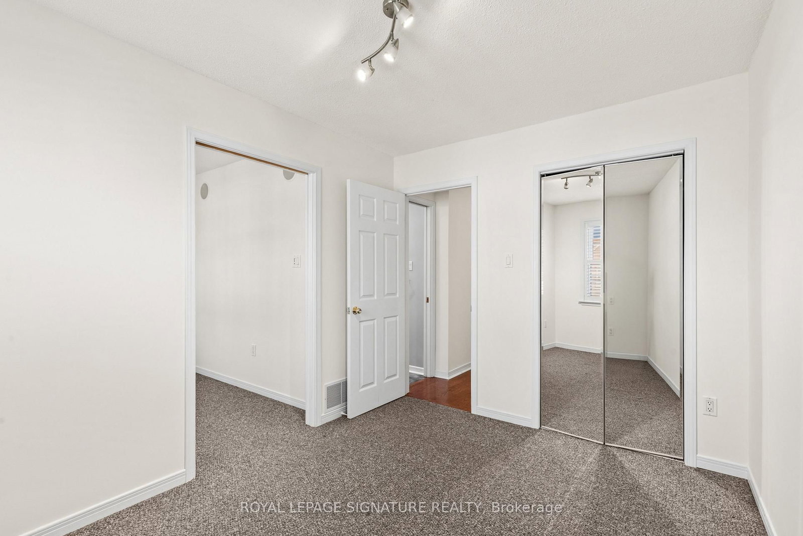 580 Eyer Drive • #42 • Pickering, ON photo 29
