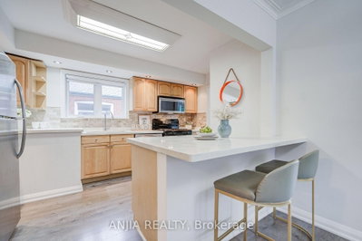 Thumbnail 13