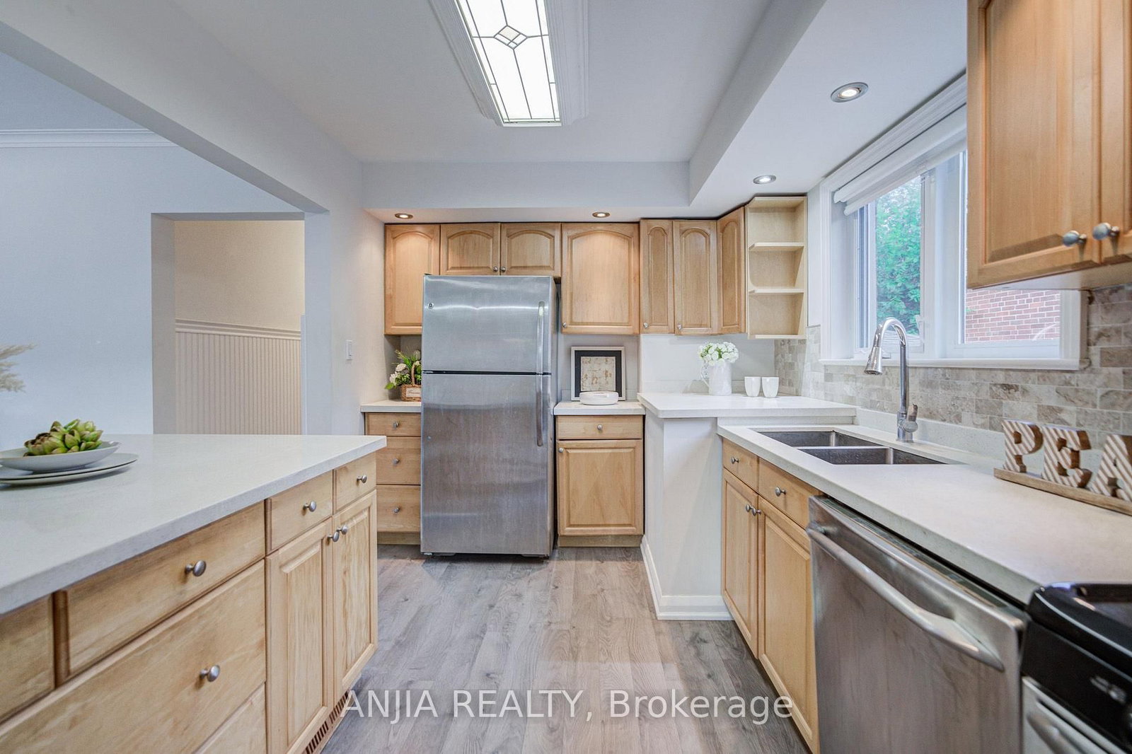 91 Canlish Road • Toronto, ON photo 19