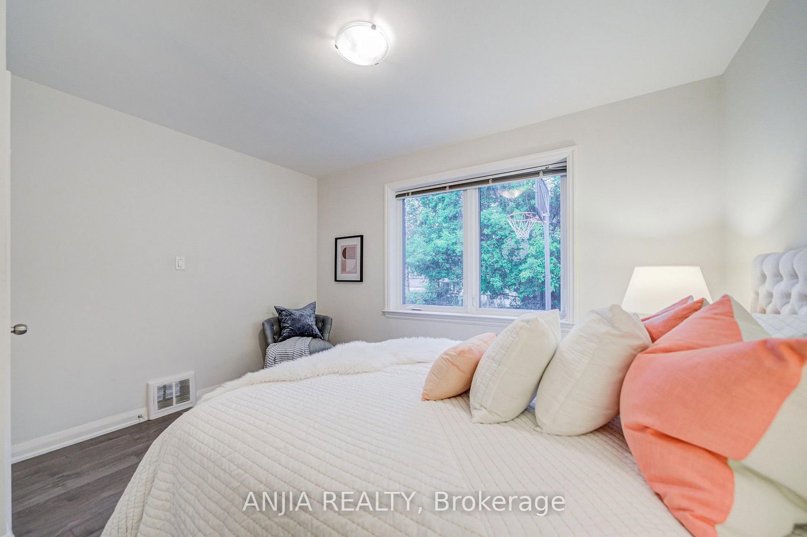 91 Canlish Road • Toronto, ON photo 36