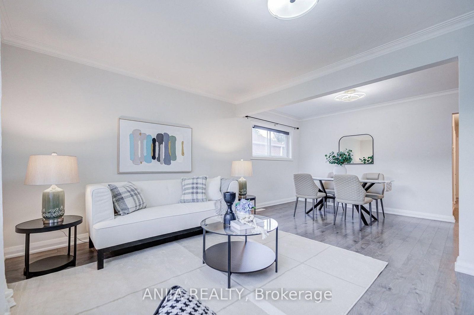 91 Canlish Road • Toronto, ON photo 5