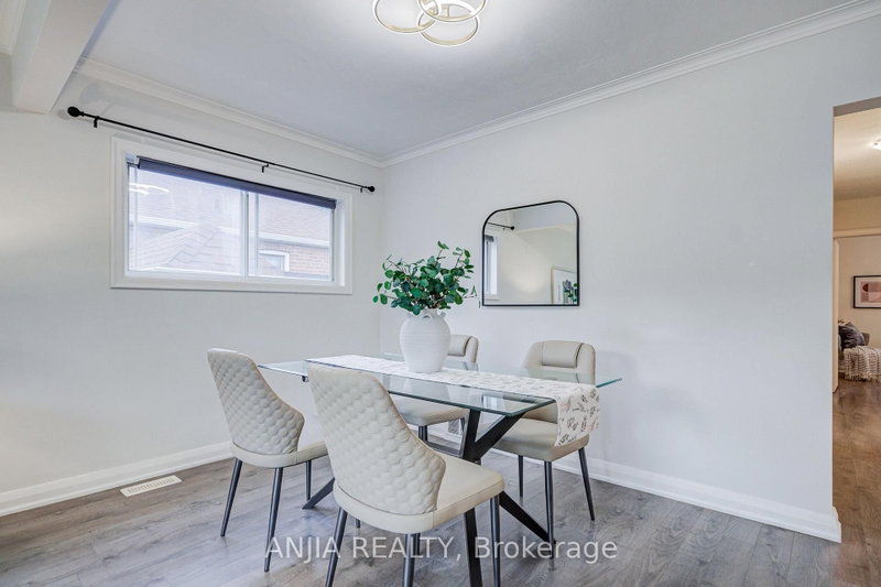 91 Canlish Toronto,ON M1P 1S8 — Photo 9