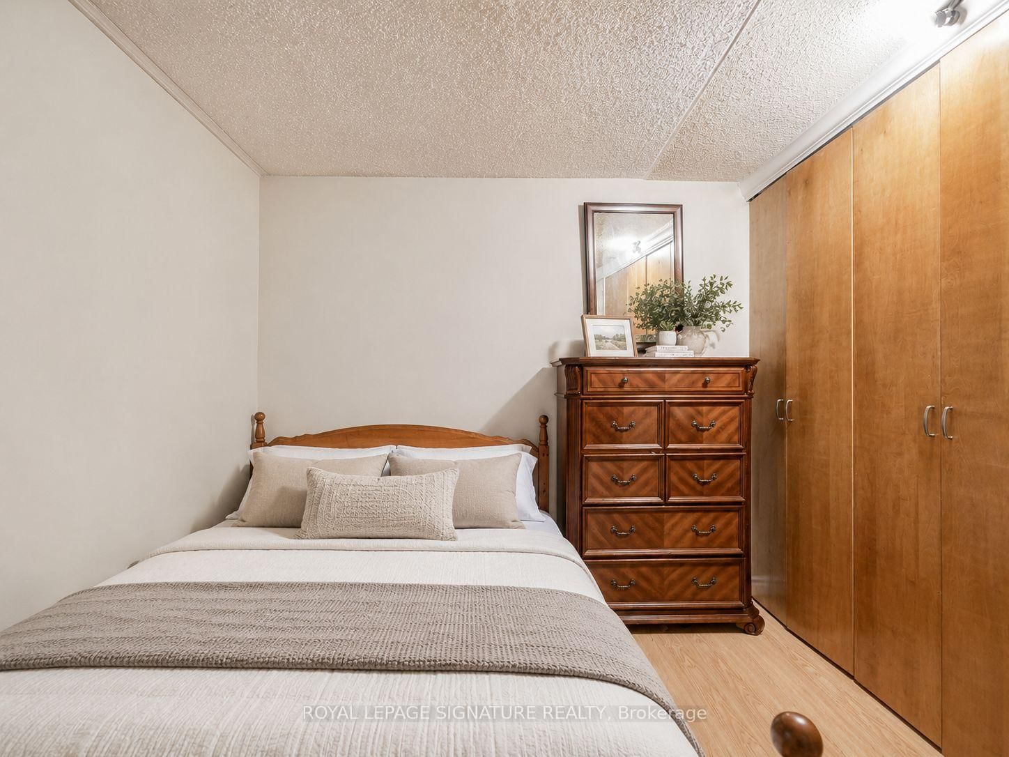 Condo for sale at 413-4060 Lawrence Avenue, Toronto, Ontario, M1E 4V4 - West Hill - MLS: E13758564
