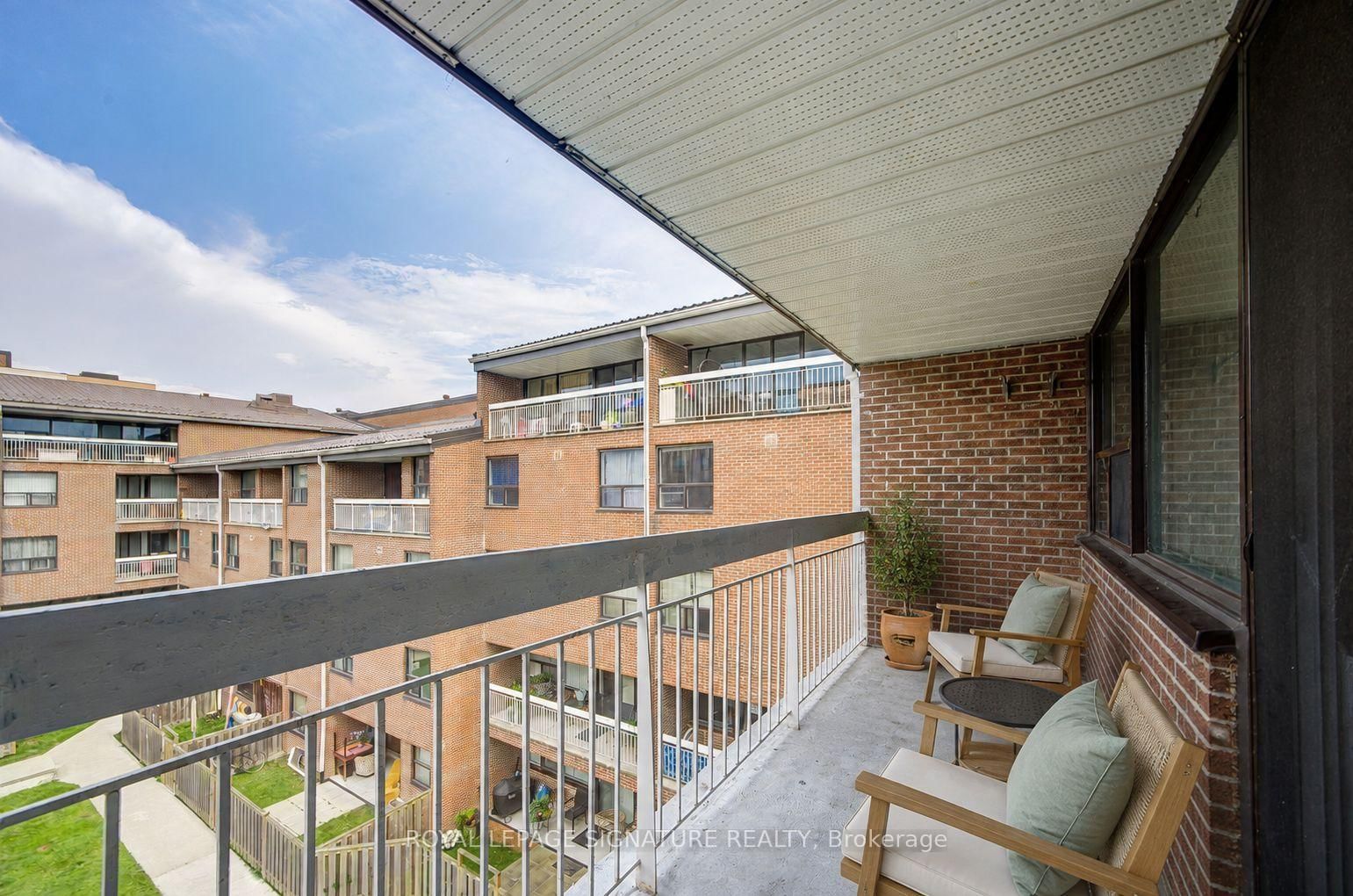 Condo for sale at 413-4060 Lawrence Avenue, Toronto, Ontario, M1E 4V4 - West Hill - MLS: E13758564