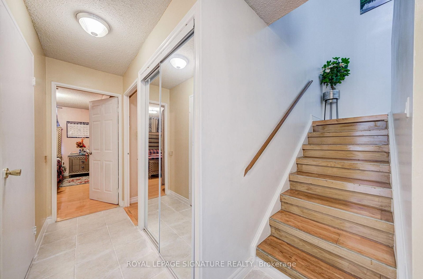 Condo for sale at 413-4060 Lawrence Avenue, Toronto, Ontario, M1E 4V4 - West Hill - MLS: E13758564