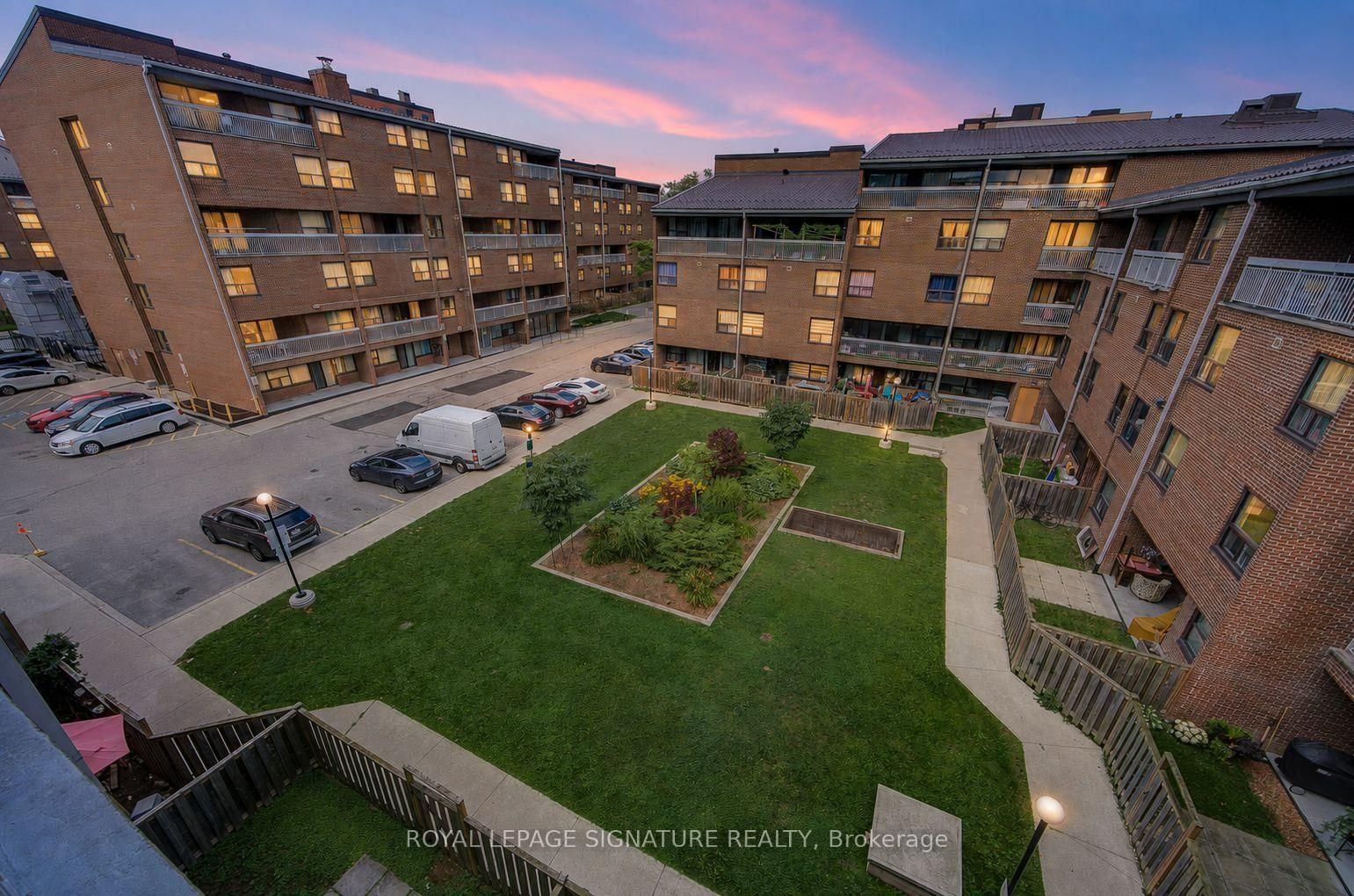 Condo for sale at 413-4060 Lawrence Avenue, Toronto, Ontario, M1E 4V4 - West Hill - MLS: E13758564