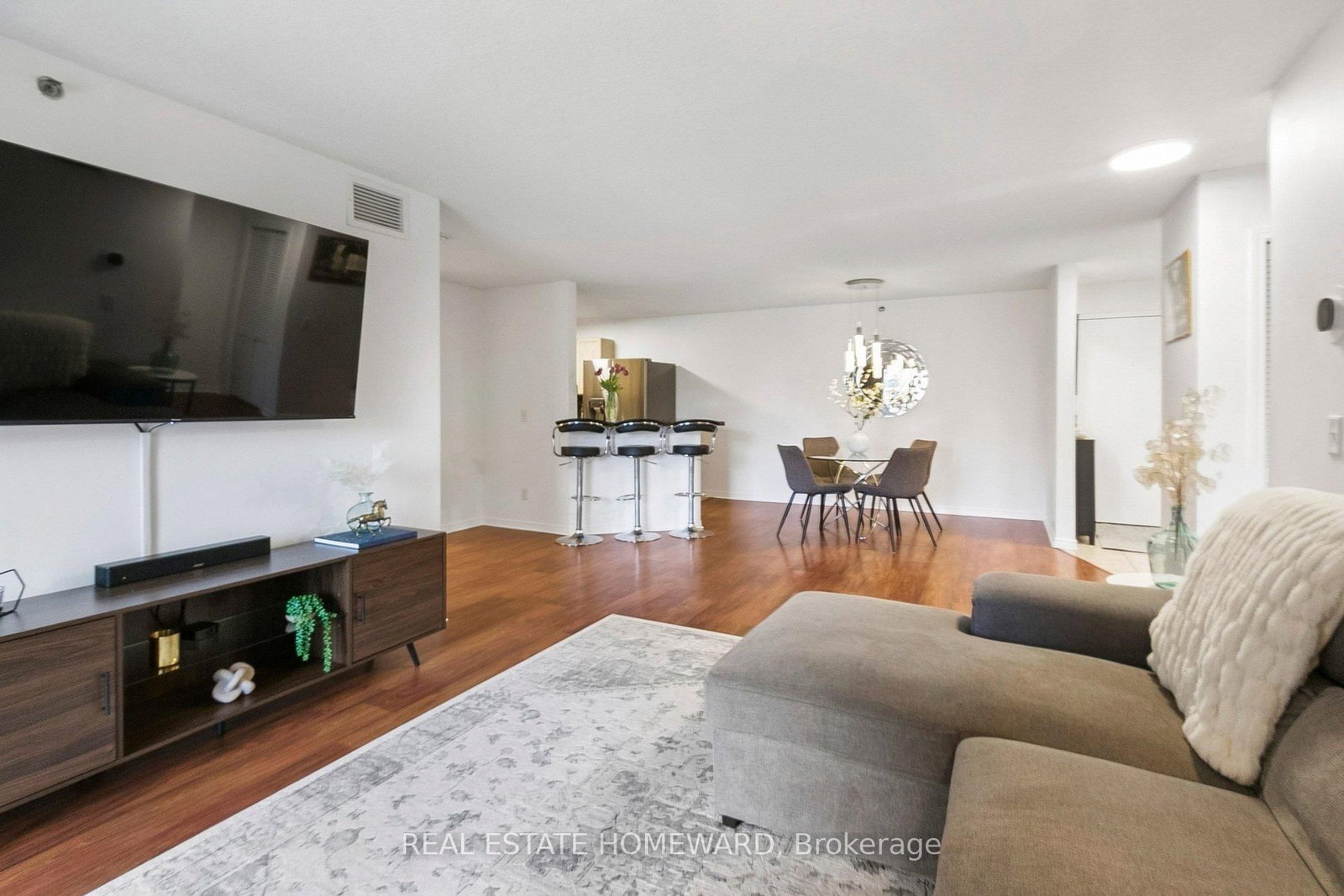 684 Warden Avenue • #416 • Toronto, ON photo 8