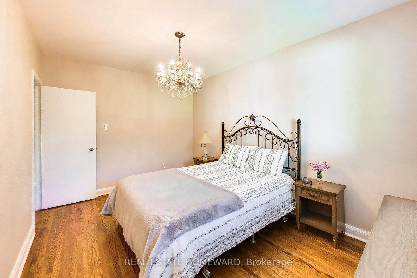 4 Martorino Drive • Toronto, ON photo 14