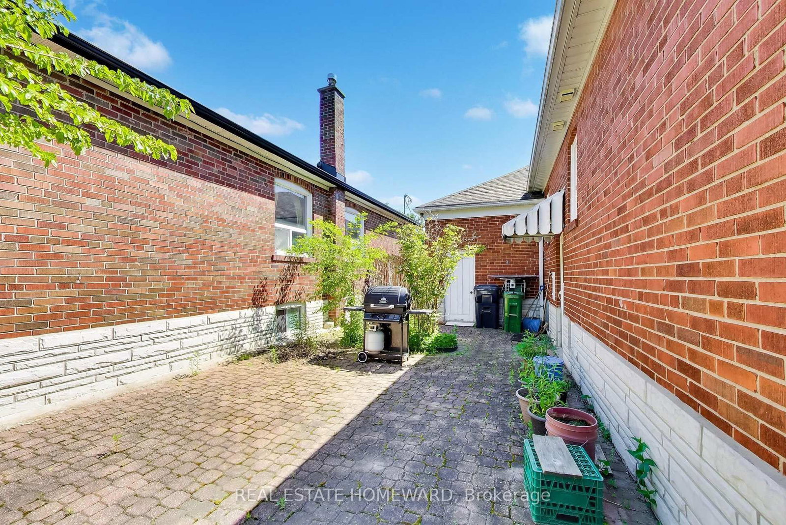 4 Martorino Drive • Toronto, ON photo 30