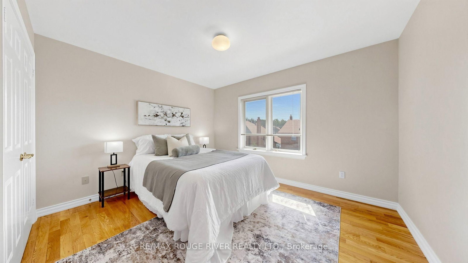 31 Delbeatrice Crescent • Toronto, ON photo 29