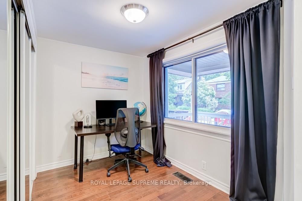 24 Wiley Avenue • Toronto, ON photo 5
