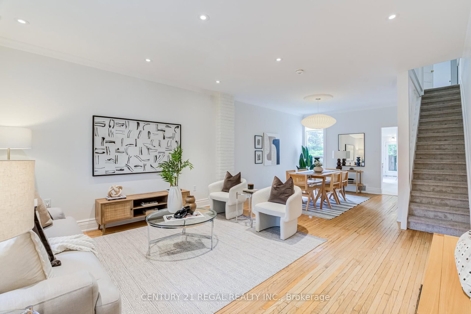 213 Boulton Avenue • Toronto, ON photo 6
