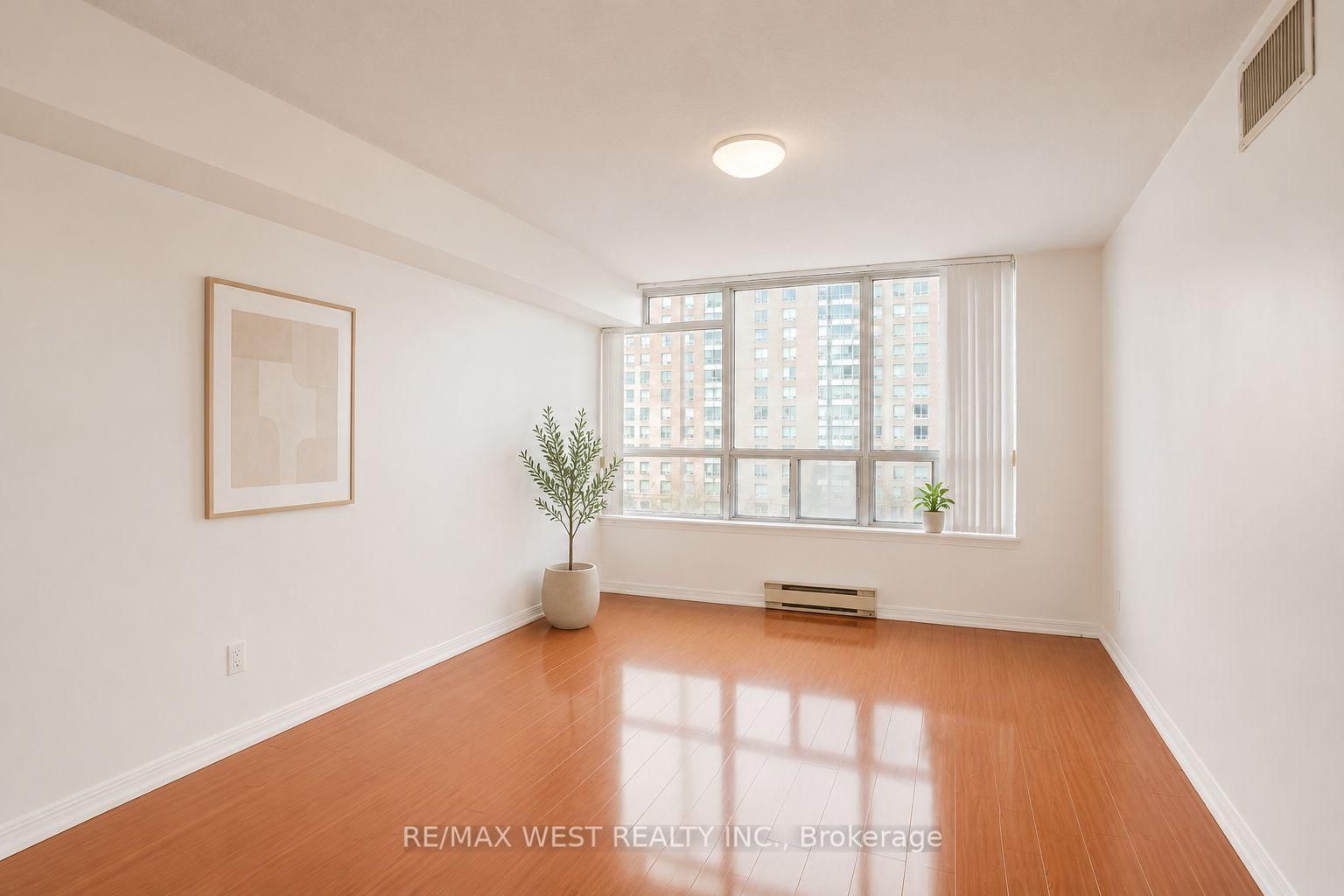88 Corporate Drive • #707 • Toronto, ON photo 6