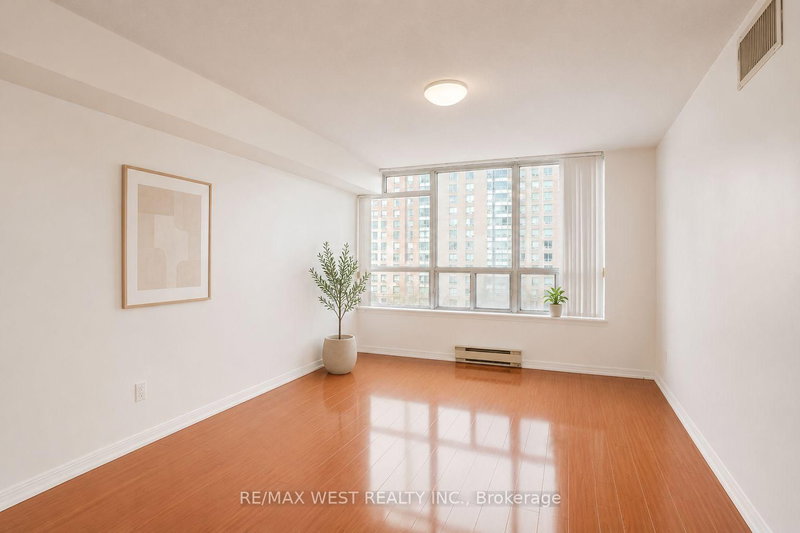 88 Corporate Toronto,ON M1H 3G6 — Photo 6