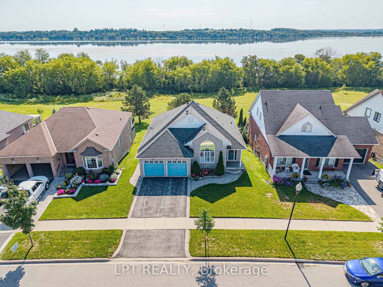 219 Waterbury Crescent • Scugog, ON photo 4