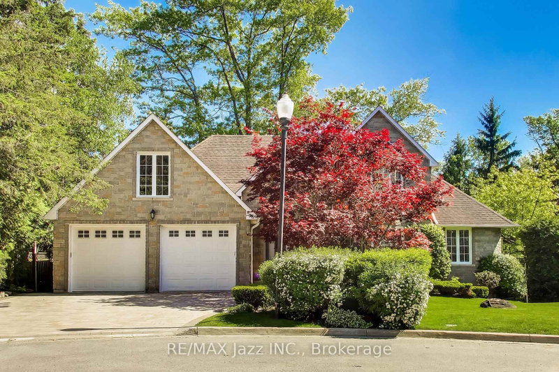 45 Windsor Valley Place