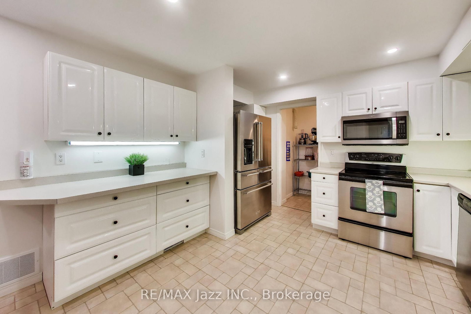 45 Windsor Valley Place • Clarington, ON photo 35