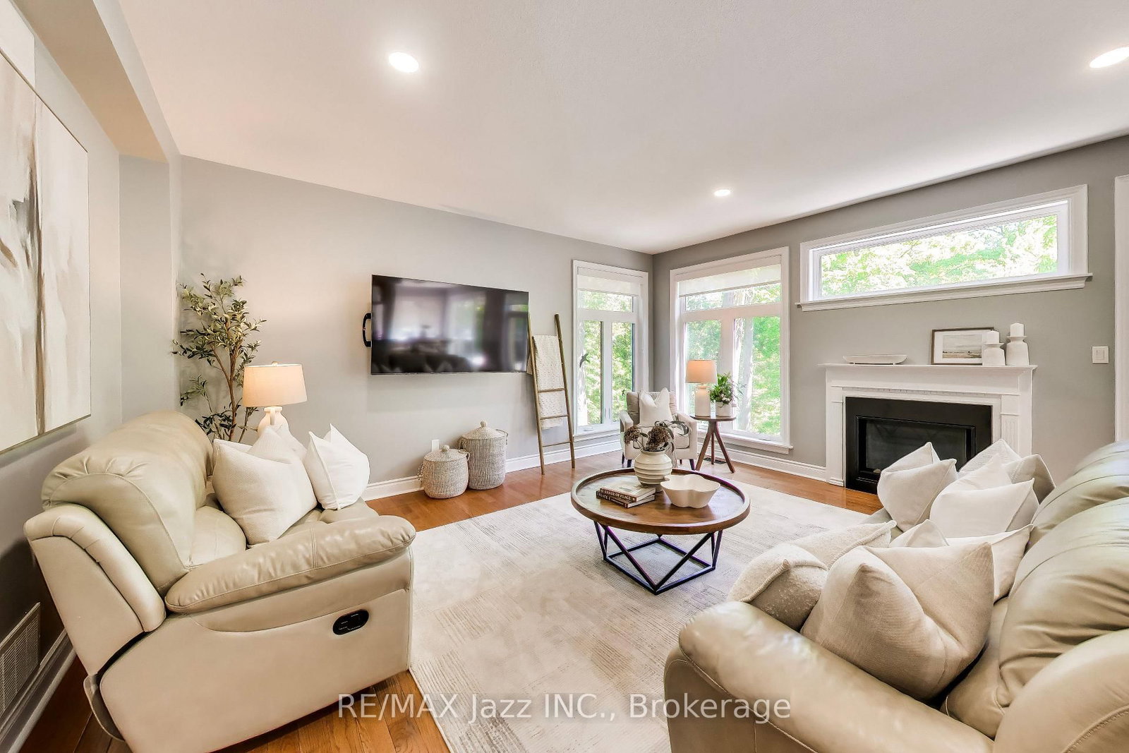 45 Windsor Valley Place • Clarington, ON photo 6