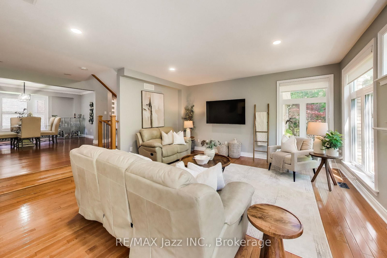 45 Windsor Valley Place • Clarington, ON photo 8