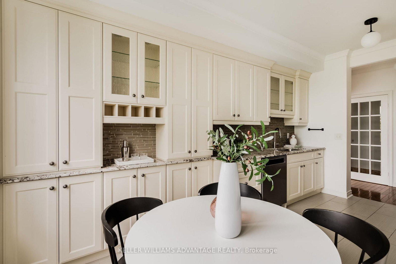 9 Boardwalk Drive • #321 • Toronto, ON photo 12