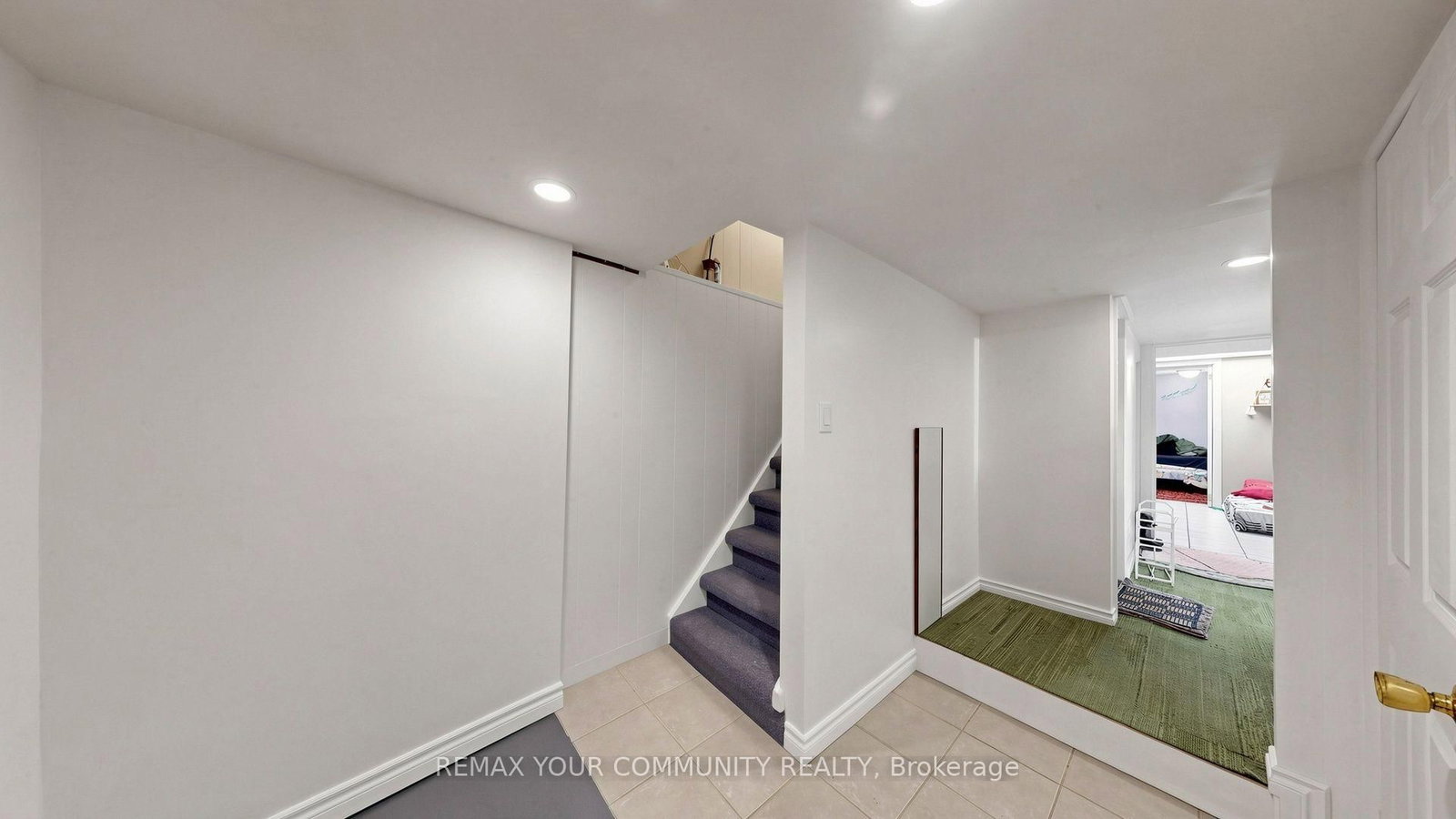 73 Robinson Avenue W • Toronto, ON photo 22
