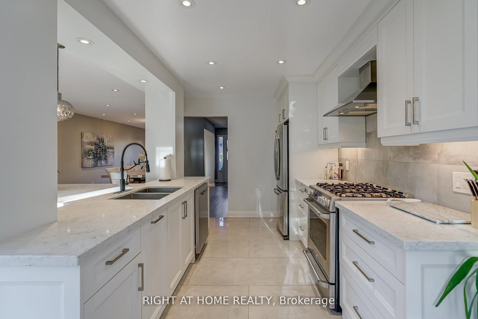 66 Glen Hill Drive • Whitby, ON photo 10