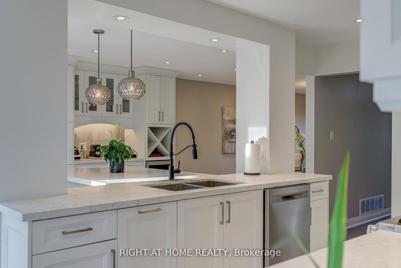 66 Glen Hill Drive • Whitby, ON photo 11