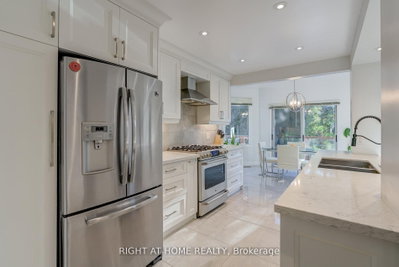66 Glen Hill Drive • Whitby, ON photo 8
