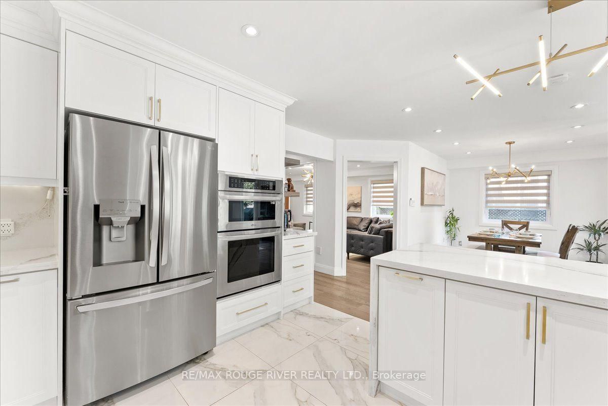 49 Sonley Drive • Whitby, ON photo 14