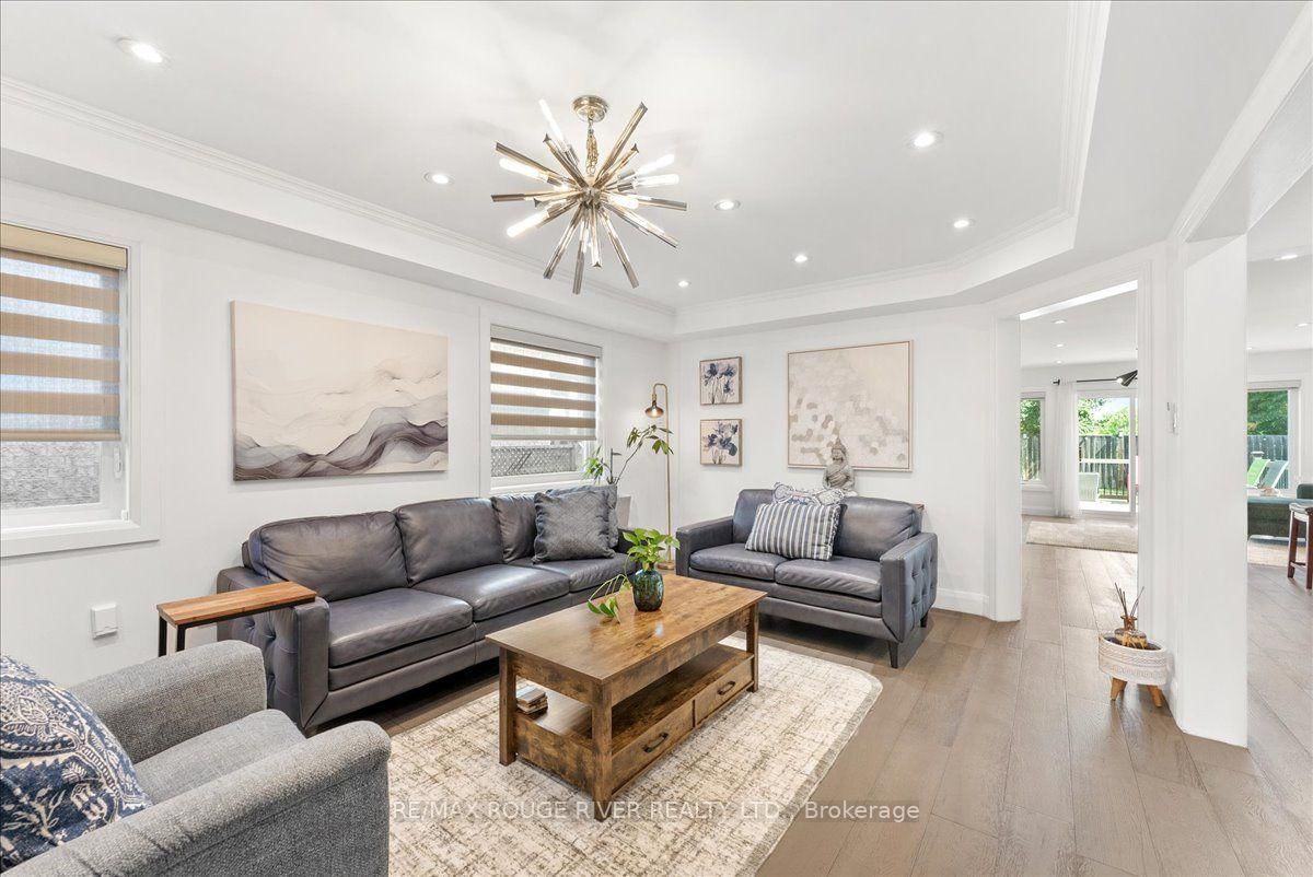 49 Sonley Drive • Whitby, ON photo 5