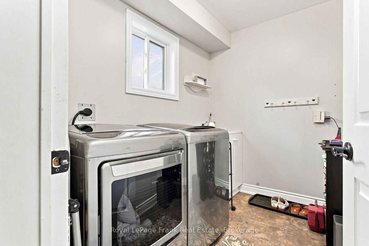 39 Mcivor Street • Whitby, ON photo 19